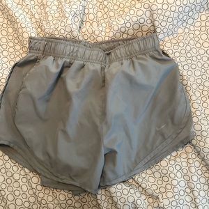 NWOT light gray Nike shorts